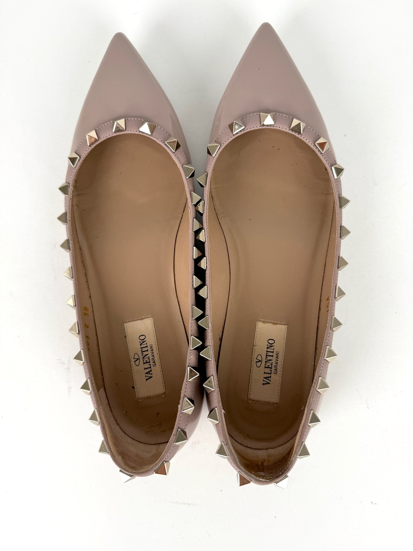 VALENTINO Rockstud Nude Poudre Patent Leather Flats 38, 7.5