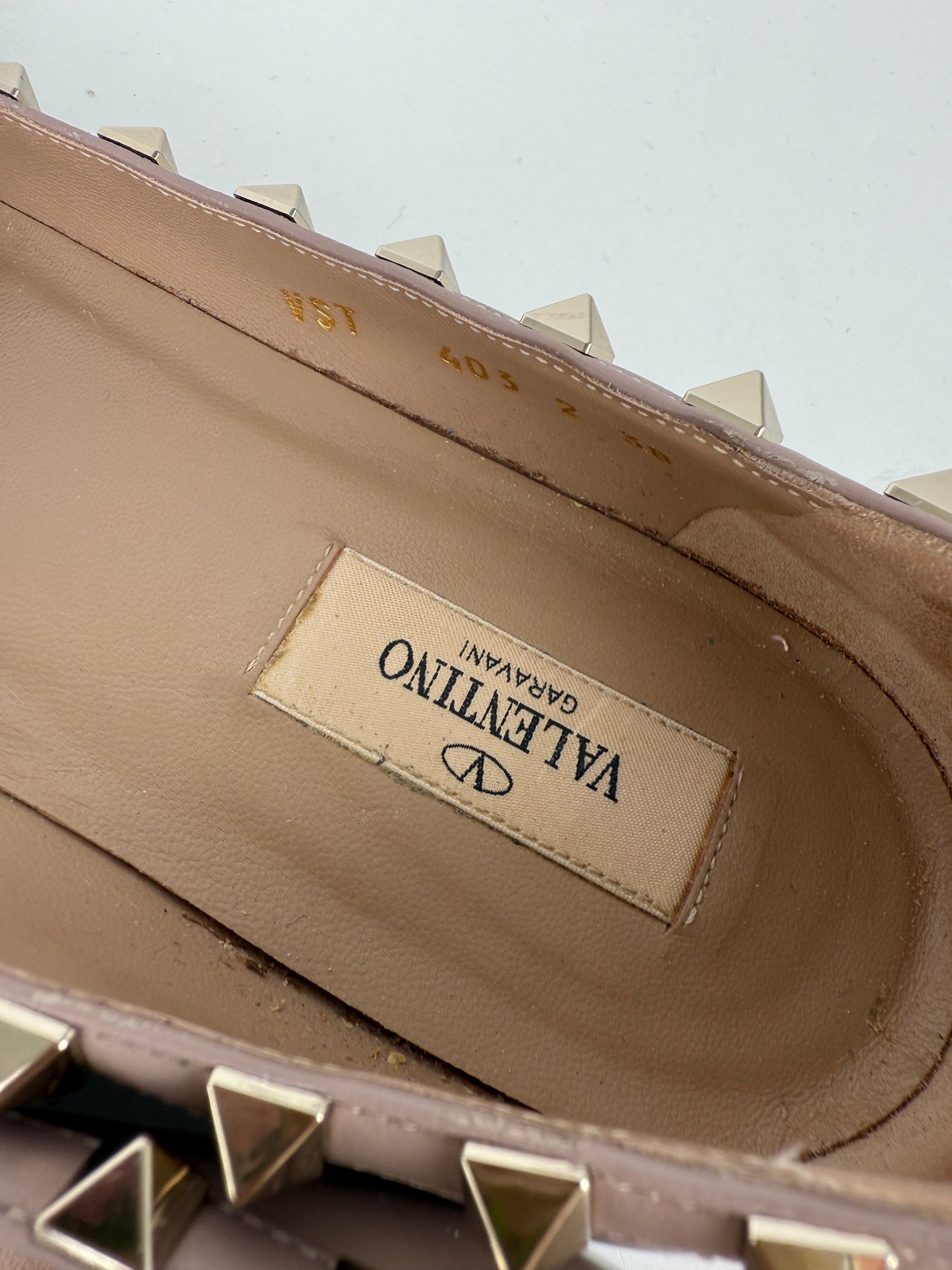 VALENTINO Rockstud Nude Poudre Patent Leather Flats 38, 7.5