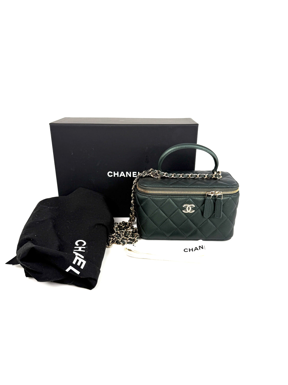 CHANEL Vanity Iridescent Lambskin Quilted Green Small Top Handle Case with Chain Bag New