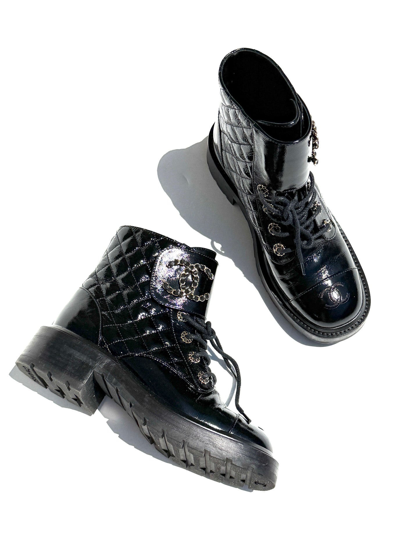 CHANEL Cap Toe CC Black Quilted Block Heel Combat Ankle Boots 37.5, 7