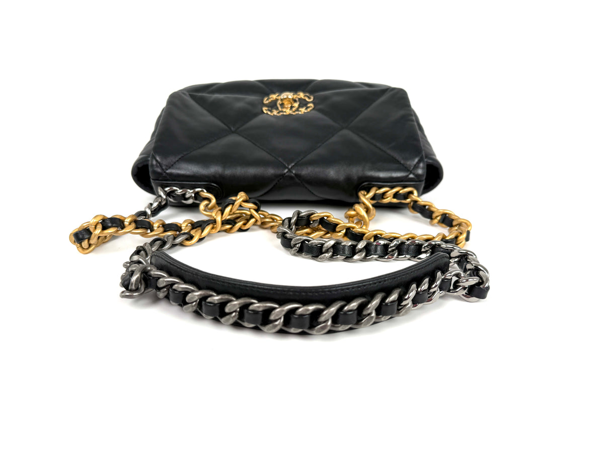 CHANEL 19 Medium Black Goatskin Gold Hardware Quilted Leather  Flap Bag