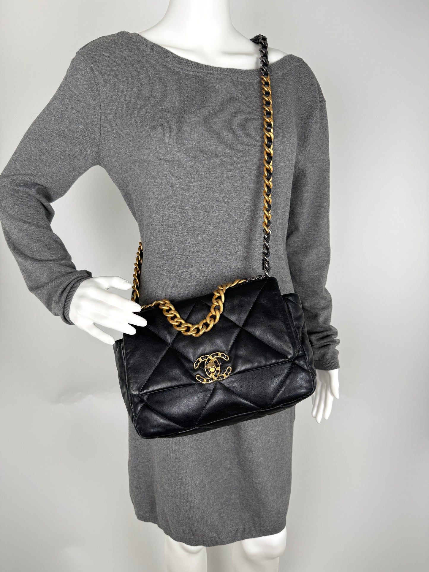 CHANEL 19 Medium Black Goatskin Gold Hardware Quilted Leather  Flap Bag 