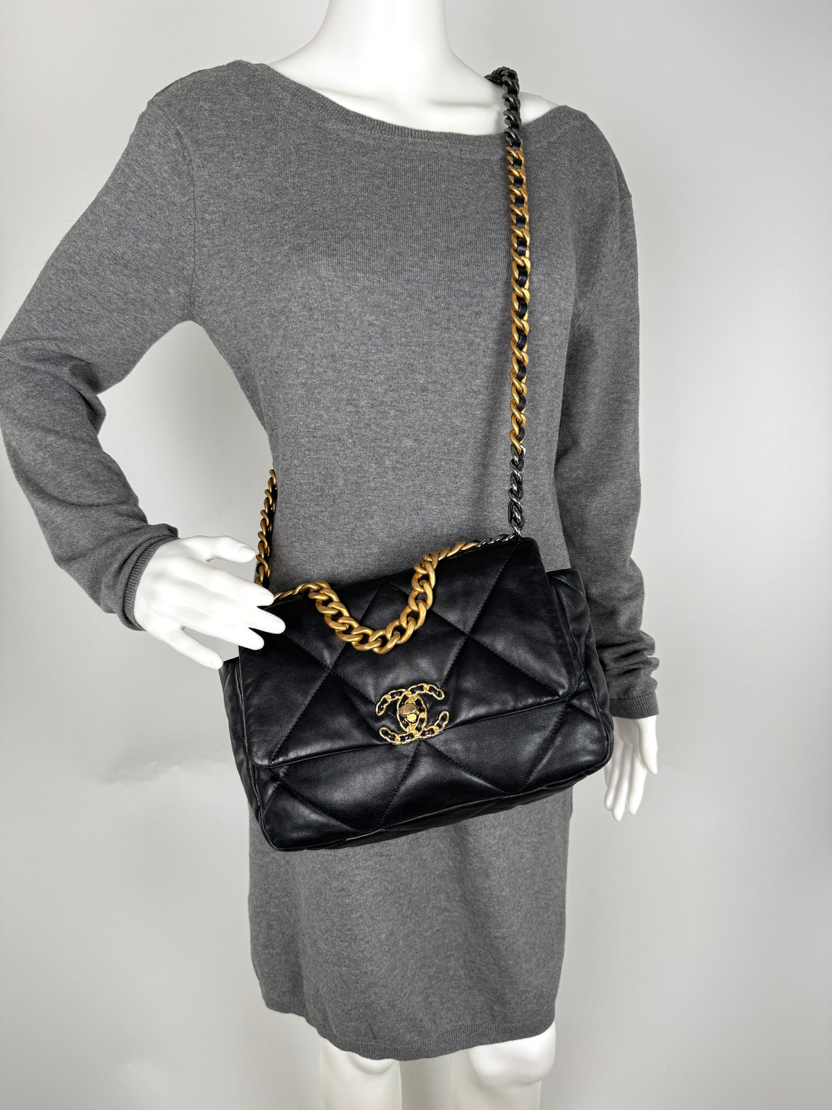 CHANEL 19 Medium Black Goatskin Gold Hardware Quilted Leather  Flap Bag 