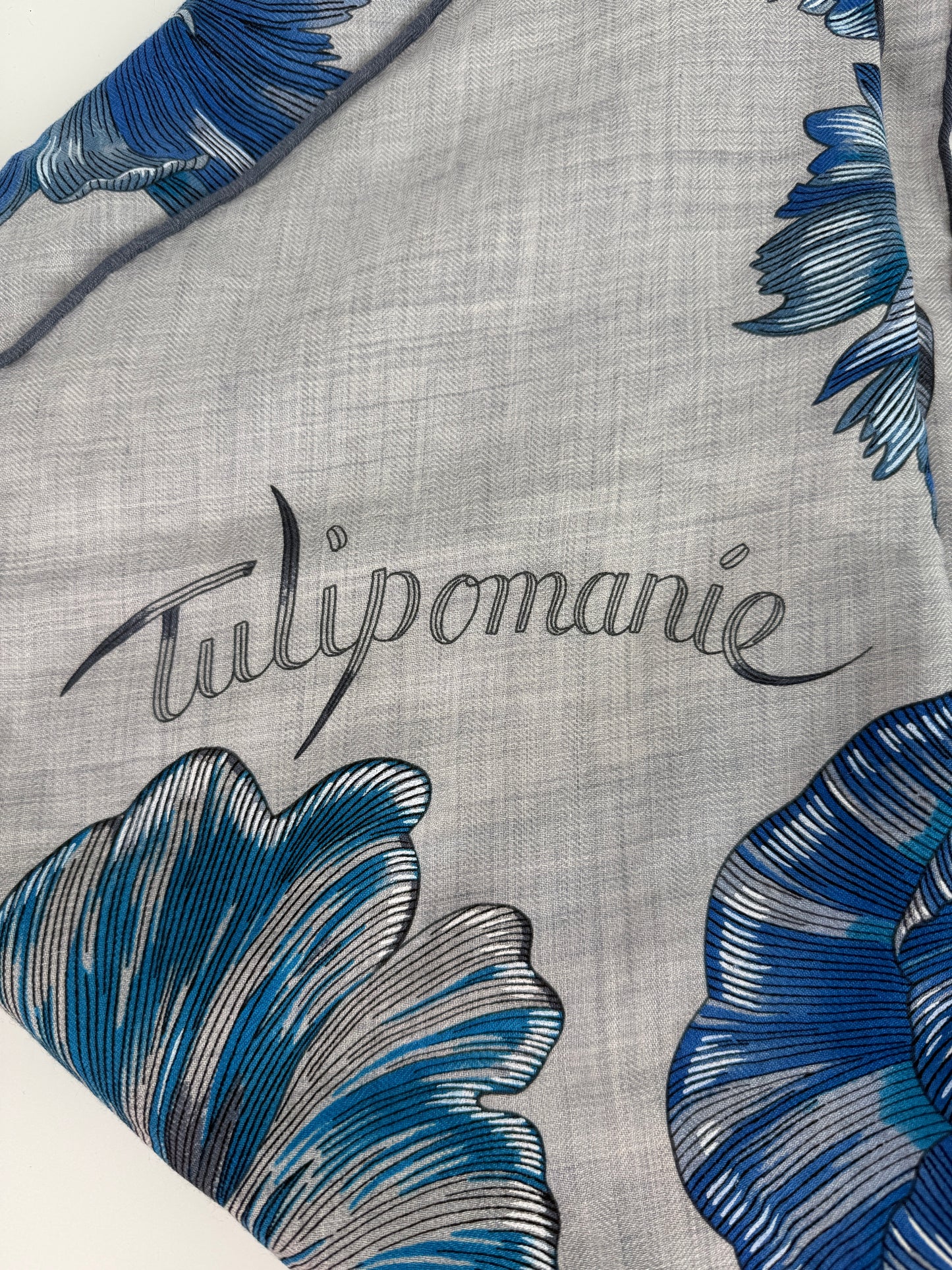 HERMES Tulipomanie Giant Triangle Gray Blue Cashmere Silk Scarf New with tag