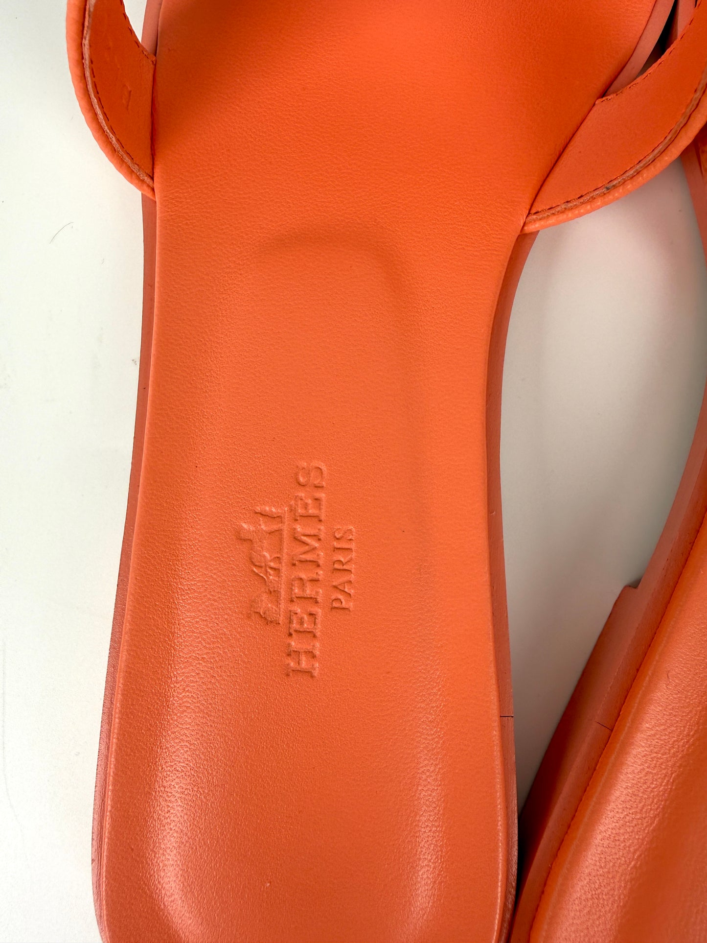 HERMES Oran Orange Joey Leather Slide Sandals 37 New
