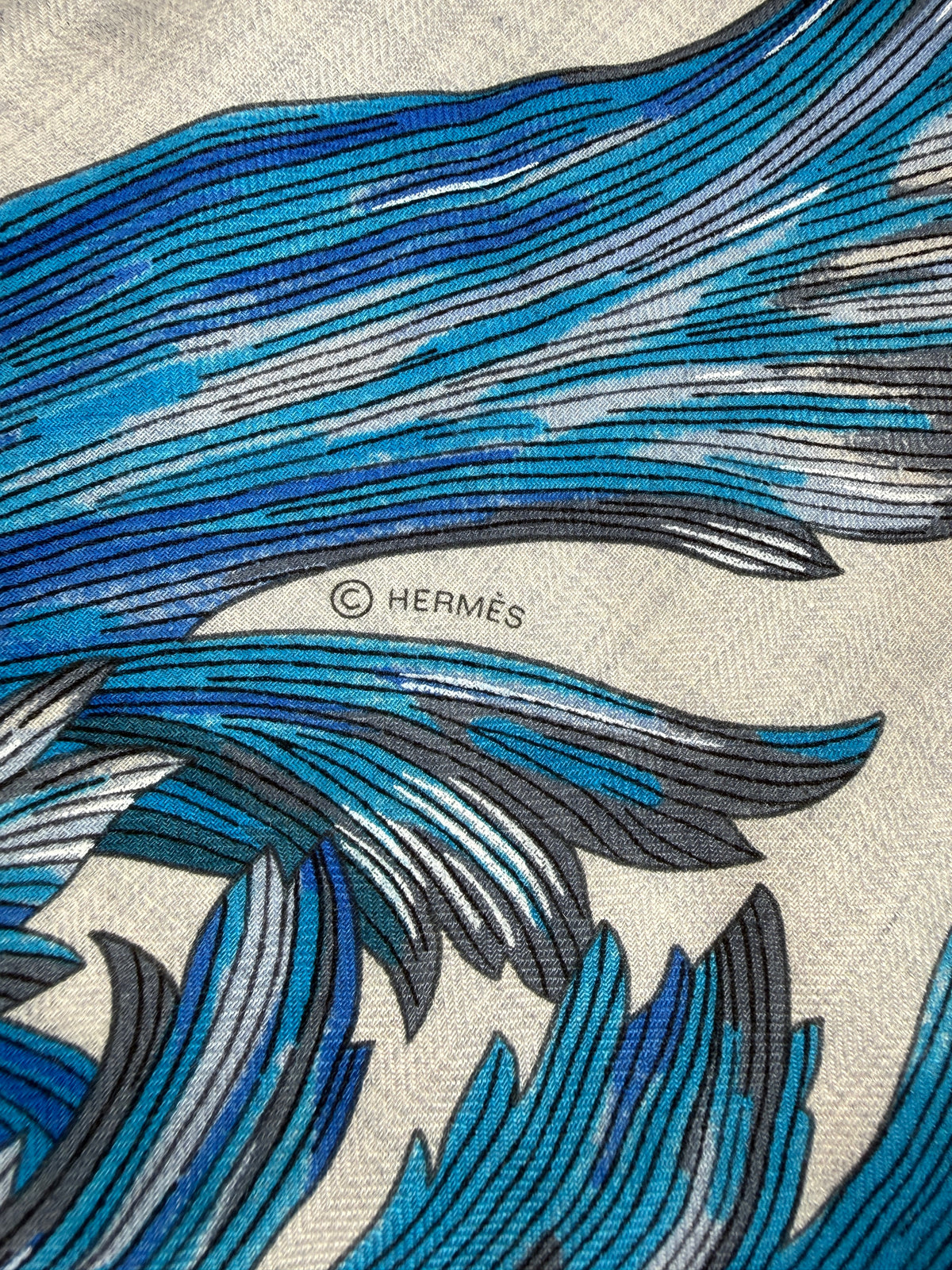 HERMES Tulipomanie Giant Triangle Gray Blue Cashmere Silk Scarf New with tag