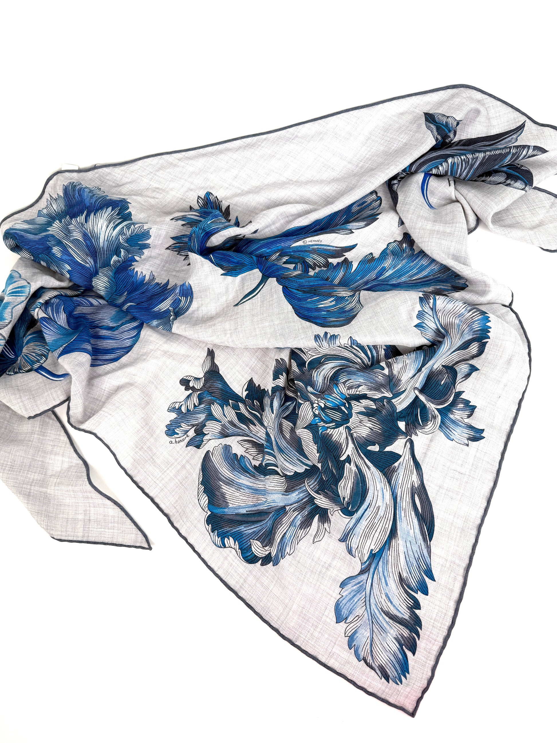 HERMES Tulipomanie Giant Triangle Gray Blue Cashmere Silk Scarf New with tag