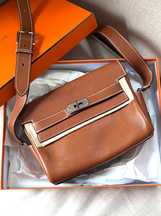 Hermes Kelly Messenger PM Barenia Faubourg 34 Fauve Leather Crossbody Shoulder Bag