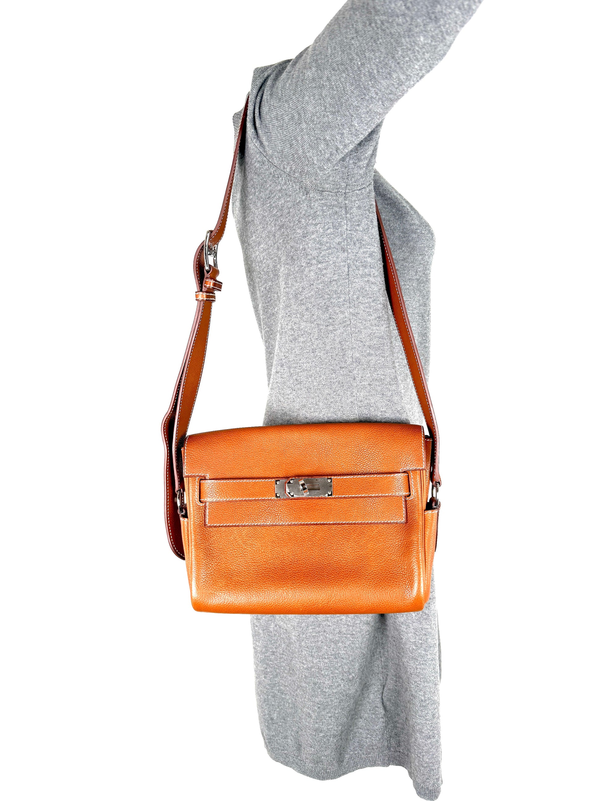 Hermes Kelly Messenger PM Barenia Faubourg 34 Fauve Leather Crossbody Shoulder Bag
