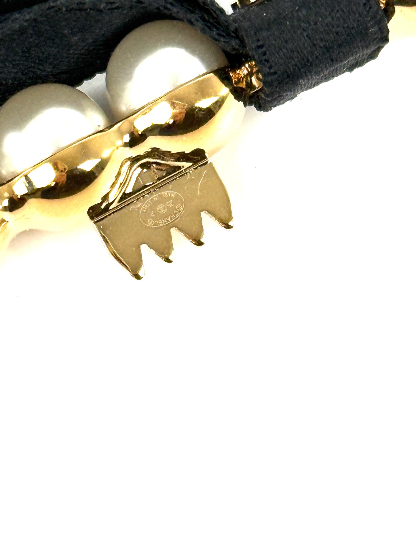 CHANEL Black Faux Pearl Bow CC Logo 2025 Gold hardware Hair Barrette Clip