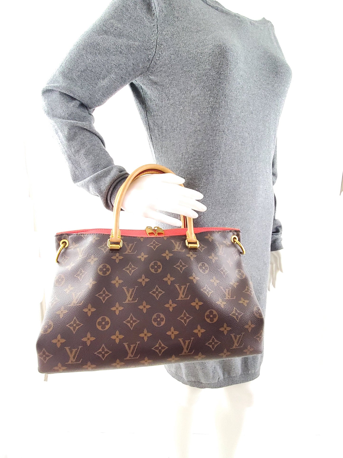 Louis Vuitton Pallas MM Dahlia Pink Monogram Logo Satchel Bag