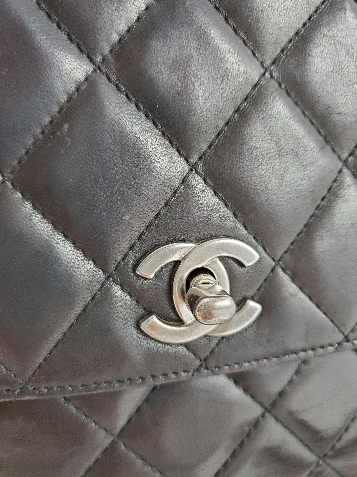 CHANEL Vintage 1997 Quilted Crossbody Flap Bag