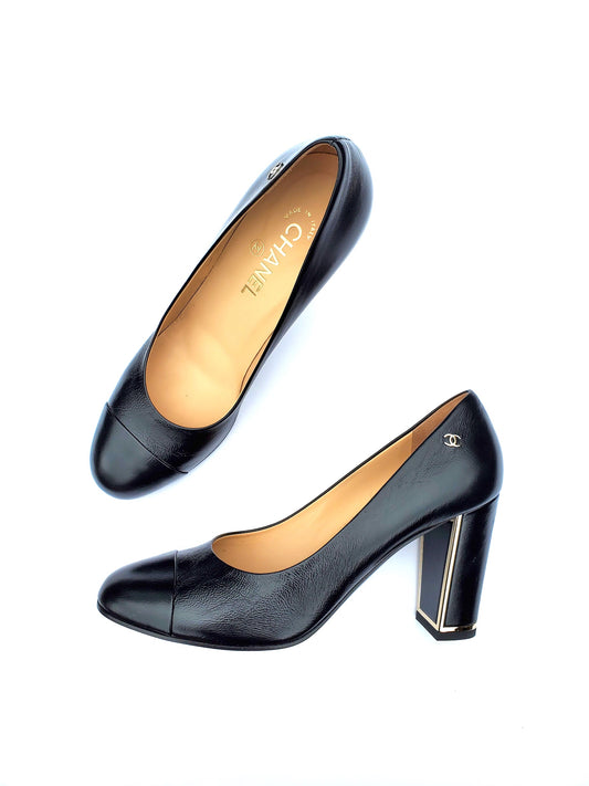 CHANEL CC Logo Round Toe Pumps 40