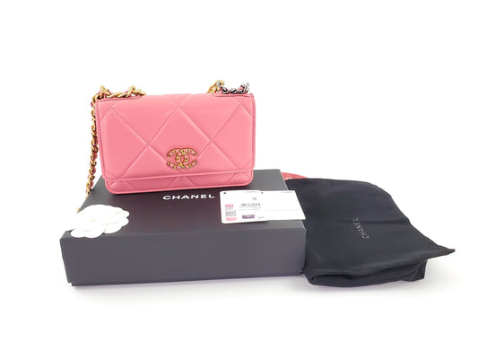 New CHANEL 19 21A Pink Wallet on the Chain WOC Bag