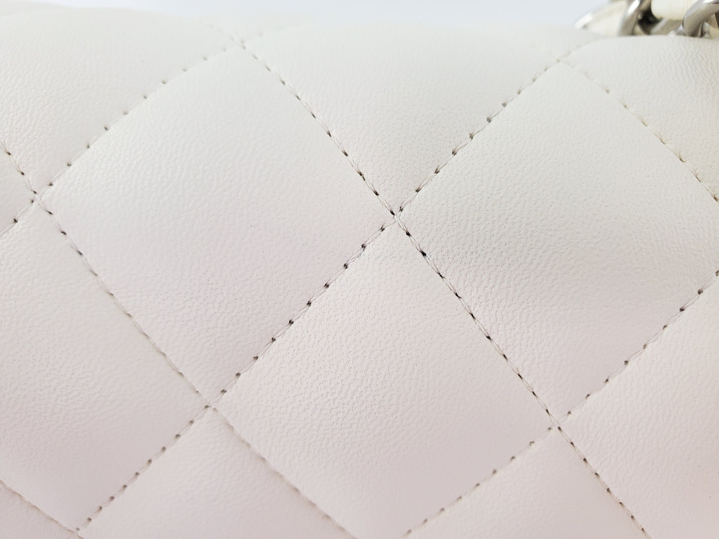 Chanel White Lambskin Leather Quilted Jumbo Classic Flap Bag