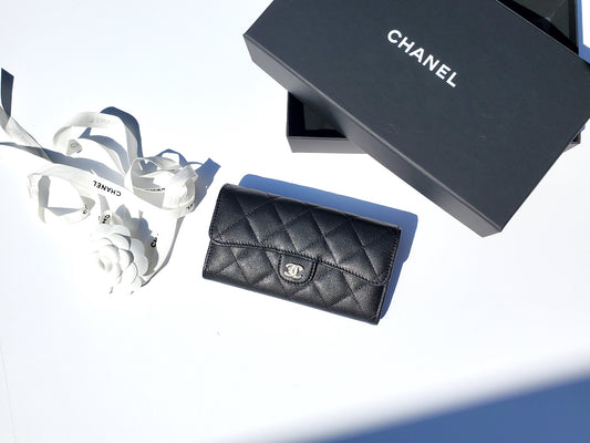 New CHANEL 22S Black Caviar Classic Flap Medium Wallet