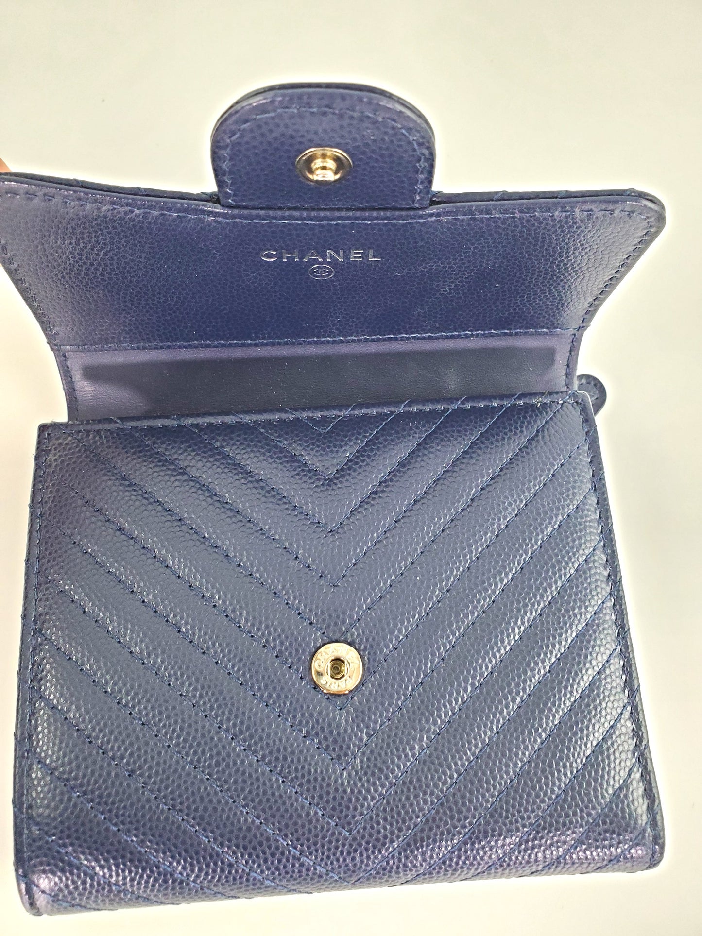 CHANEL Classic Navy Caviar Compact Quilted Flap Chevron Wallet