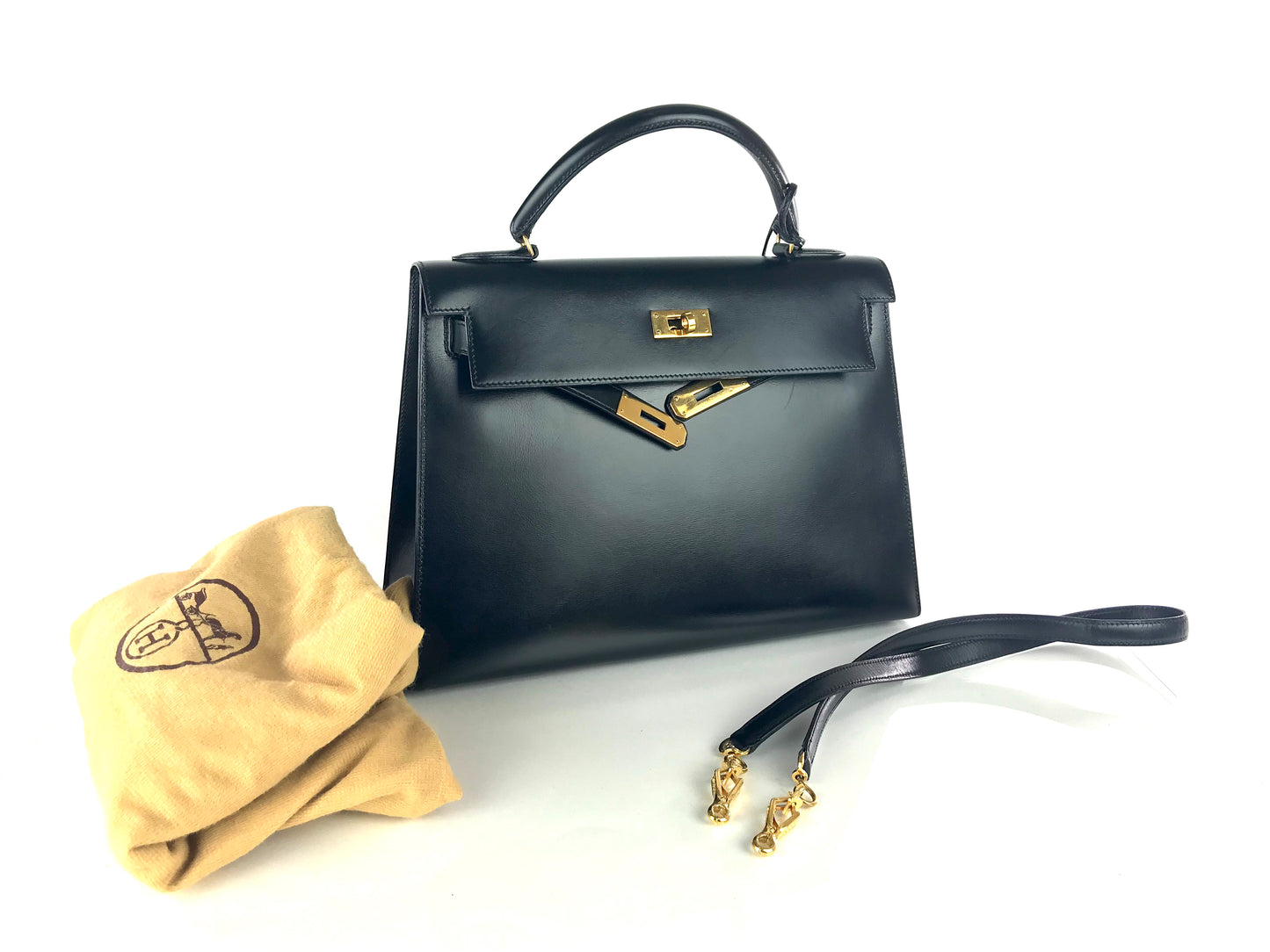 Hermes Vintage Black Box Leather Kelly Sellier 32