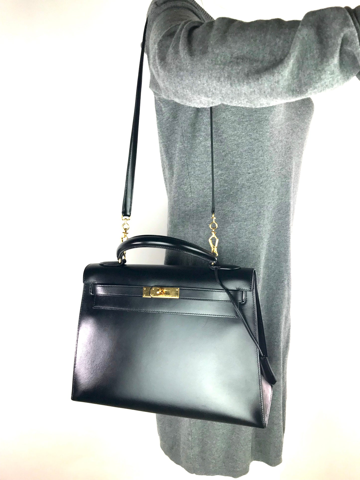 Hermes Vintage Black Box Leather Kelly Sellier 32