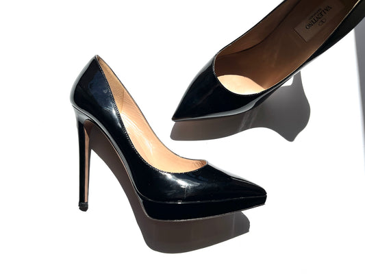 Valentino Black Patent Leather Pointed Toe Pumps 37