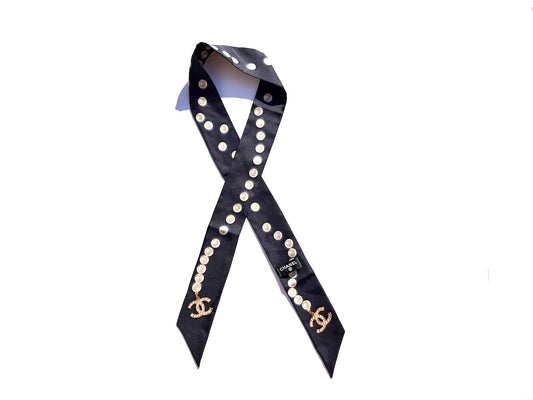 CHANEL Pearl Silk Pearl Print CC Logo Scarf