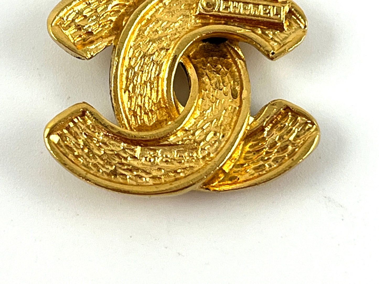 Vintage CHANEL Gold 1990’s Quilted CC Pendant Necklace