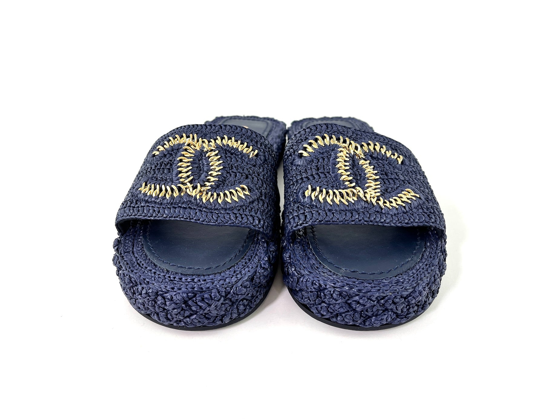 CHANEL 2021 Raffia Navy CC Logo Slip On Espadrille Sandals 38 7.5