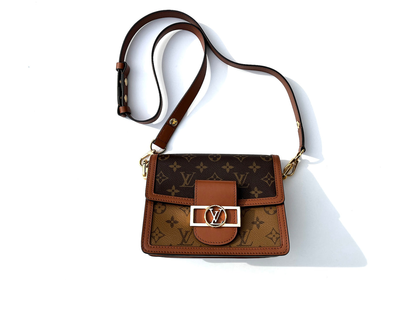 LOUIS VUITTON Dauphine Mini 2019 Monogram Reverse Crossbody Bag