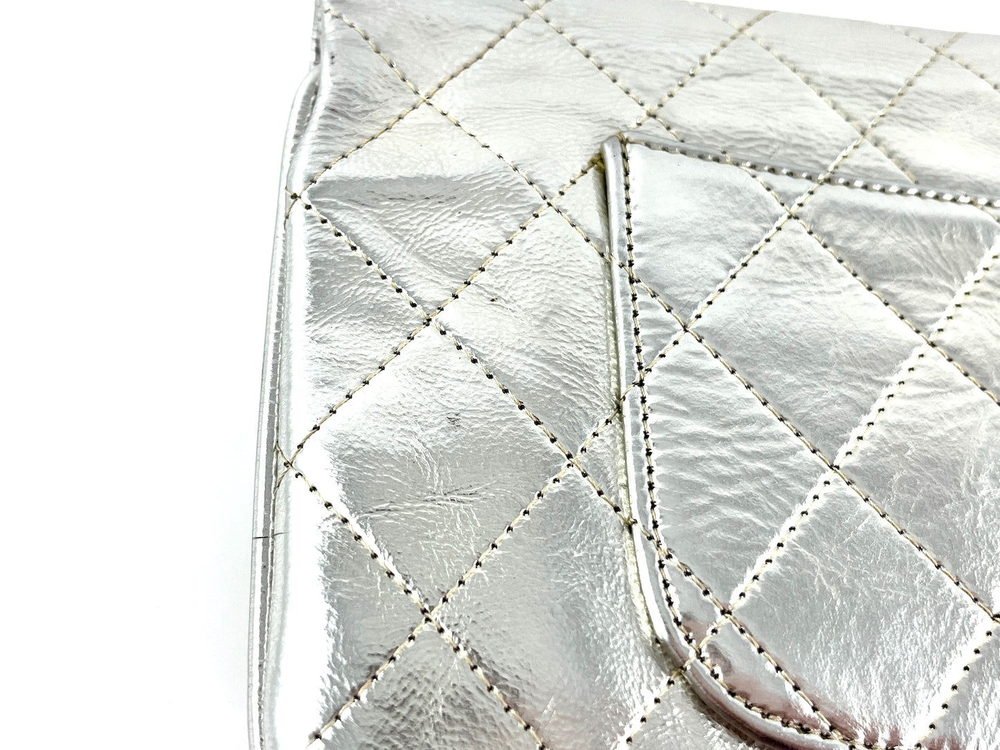 CHANEL 2019 Silver Gold Metallic Quilted 31 O Case Flap Clutch Bag