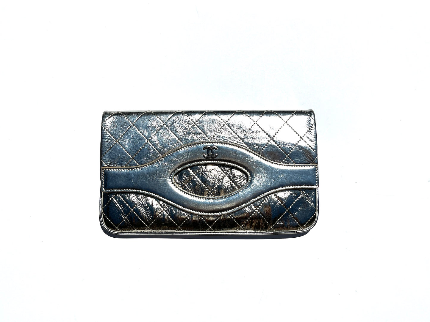 CHANEL 2019 Silver Gold Metallic Quilted 31 O Case Flap Clutch Bag