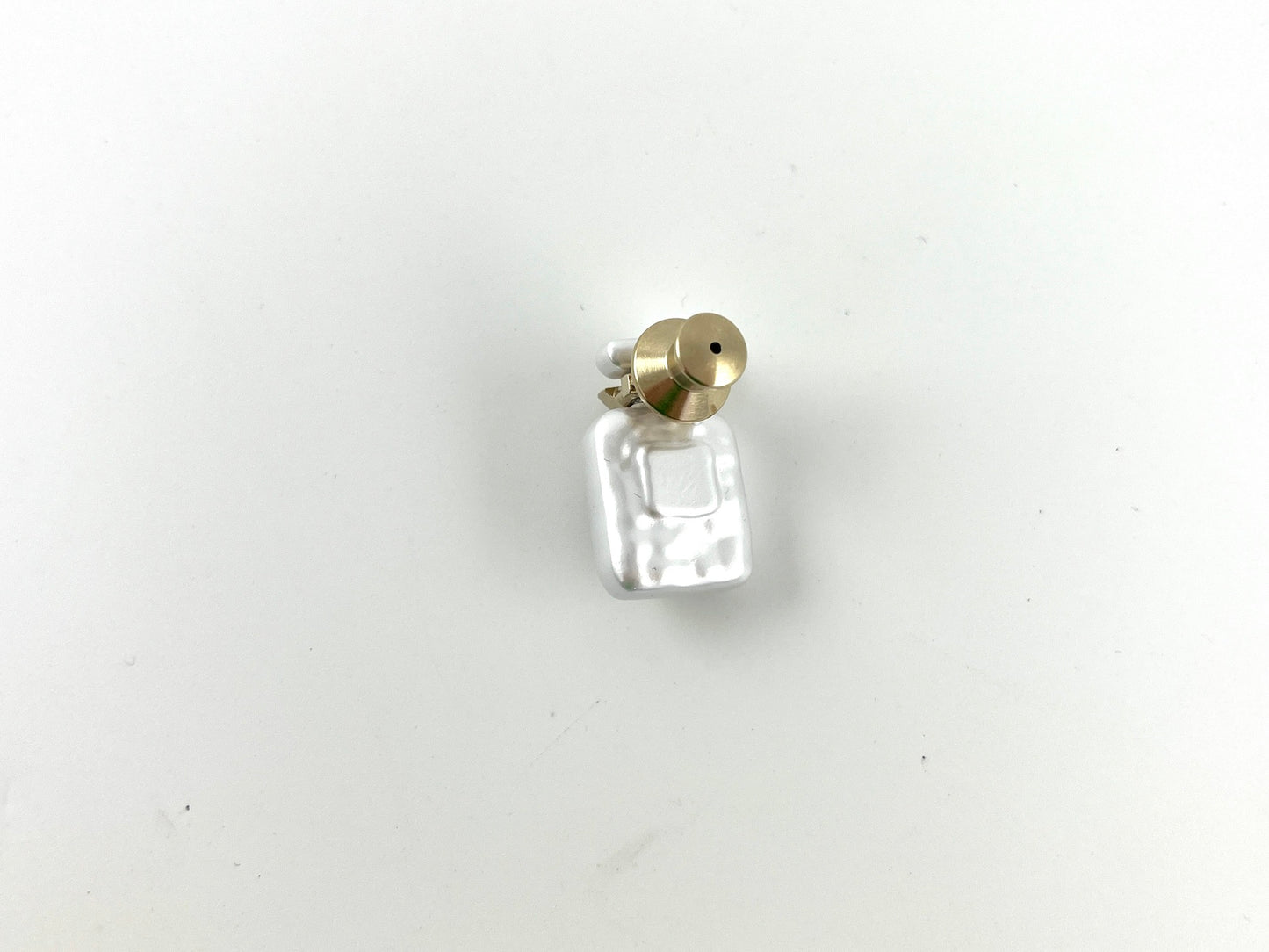 New CHANEL 2023 Perfume Bottle Crystal Pin